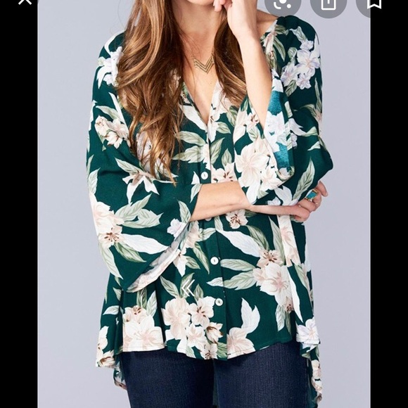 Show me your mumu Catalina cup top - Picture 1 of 2